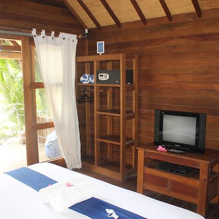 Indigo Bungalows Gili Trawangan Exterior photo