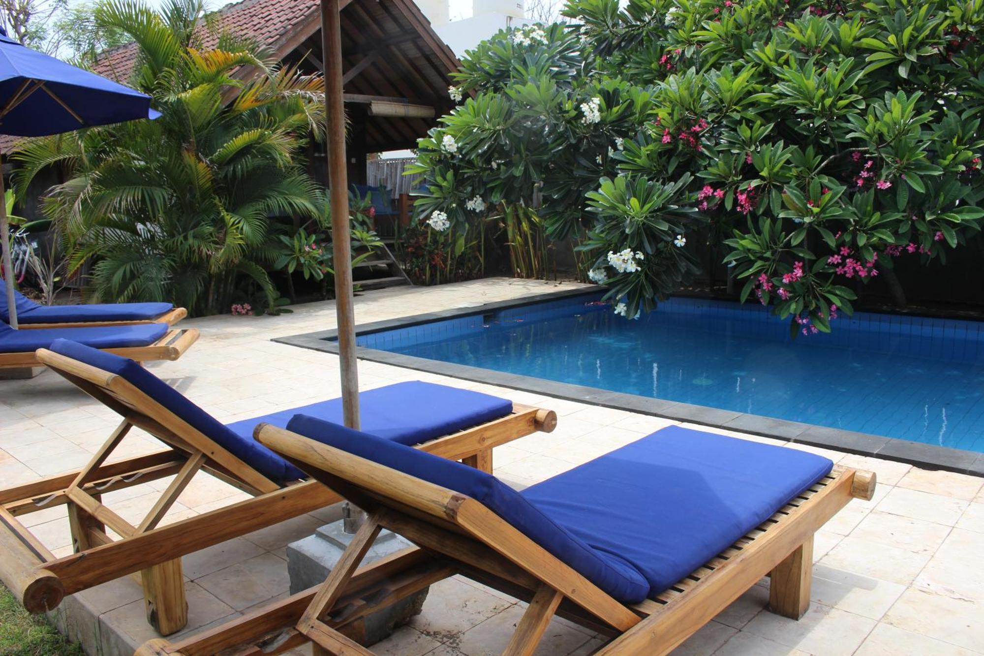 Indigo Bungalows Gili Trawangan Exterior photo