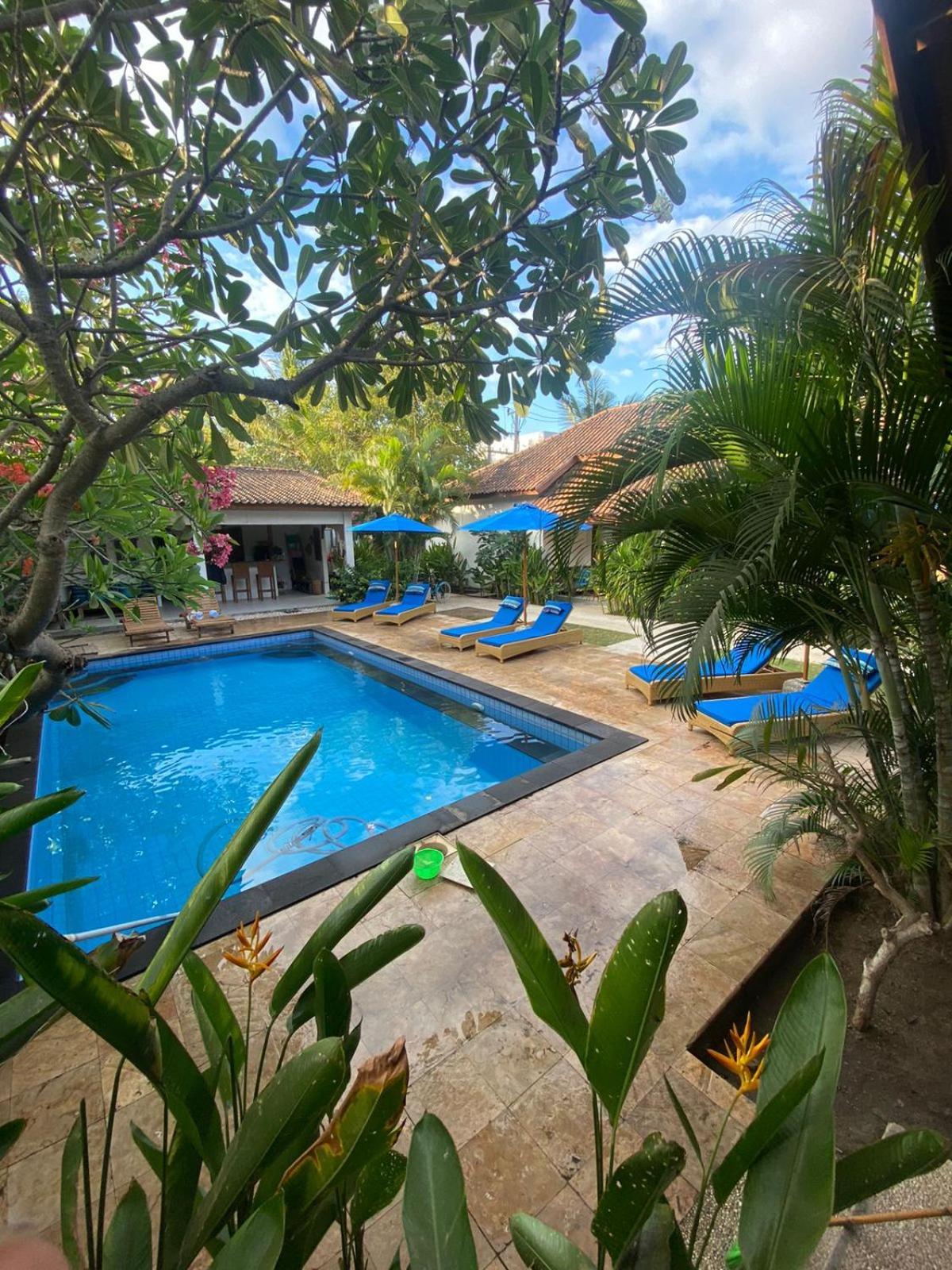 Indigo Bungalows Gili Trawangan Exterior photo