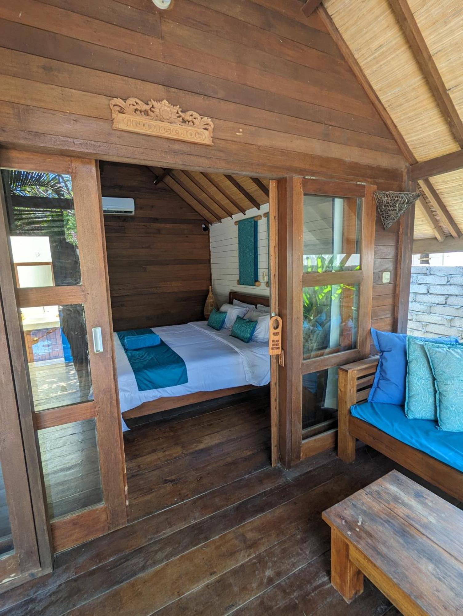 Indigo Bungalows Gili Trawangan Exterior photo
