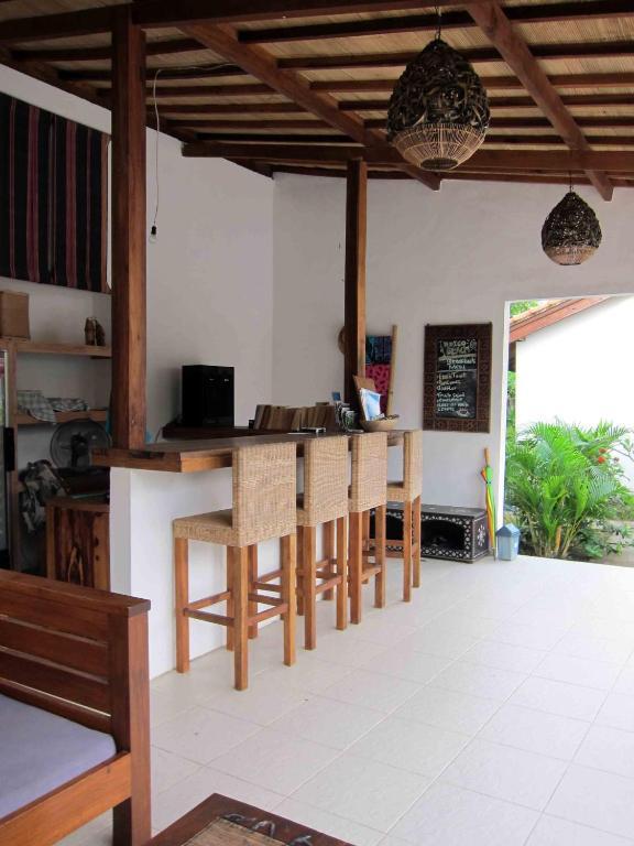 Indigo Bungalows Gili Trawangan Exterior photo